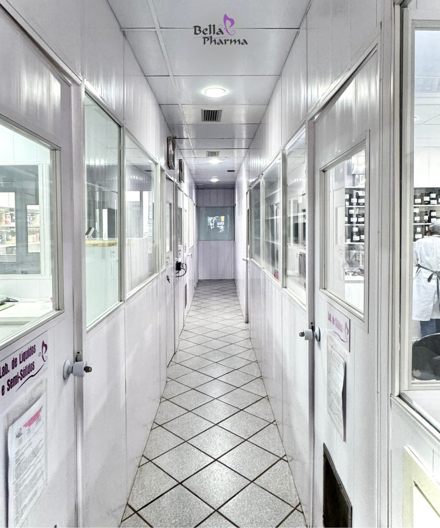 Corredor dos laboratórios de líquidos e sólidos da unidade de Paranaíba